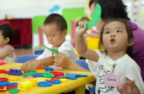 在家怎么檢查孩子有沒有弱視 4種自測弱視方法