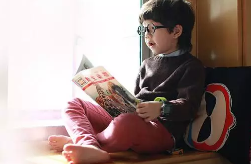 怎么培養(yǎng)孩子語文習(xí)慣2018 暑假提高小孩語文閱讀成績方法