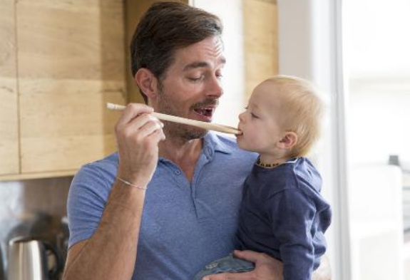 牛奶蛋白過敏寶寶吃什么零食好 牛奶蛋白過敏寶寶輔食吃什么