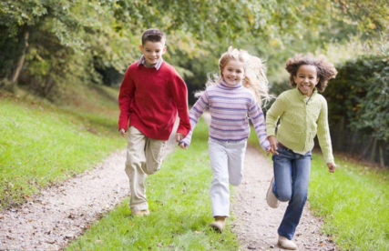 孩子性格內向沒有朋友怎么辦 怎么培養性格內向孩子交友能力 孩子性格內向沒有朋友怎么辦 怎么培養性格內向孩子交友能力