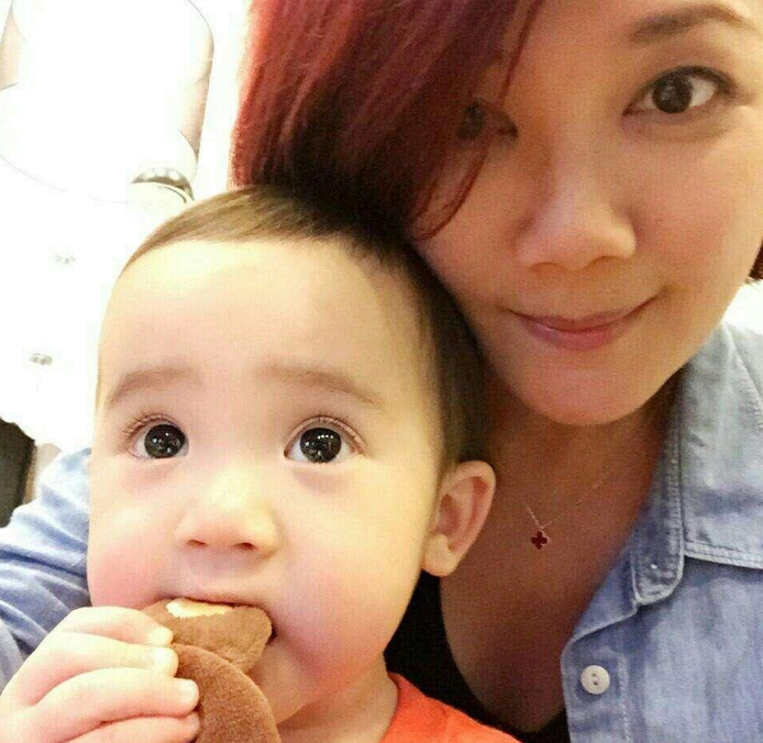 梁靜茹兒子近照長什么樣 梁靜茹兒子怎么這么帥 梁靜茹兒子近照長什么樣 梁靜茹兒子怎么這么帥