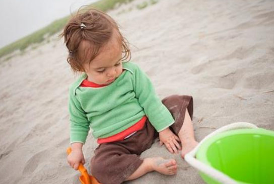 夏天寶寶需要防曬嗎2018 幾歲的寶寶適合用防曬霜