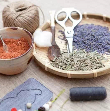 自制寶寶驅蚊香囊怎么做 中藥驅蚊香囊制作步驟