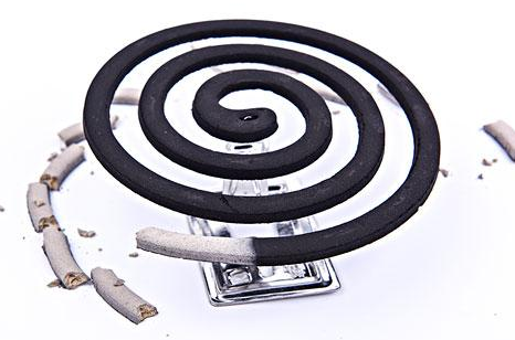 吹空調可以點蚊香嗎 吹空調時怎么驅蚊呢2018 吹空調可以點蚊香嗎 吹空調時怎么驅蚊呢2018