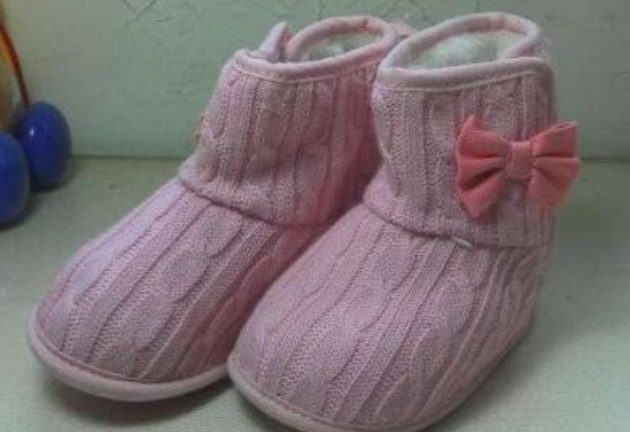 寶寶學步鞋軟底好還是硬底好 寶寶學步鞋鞋底軟硬怎么選擇