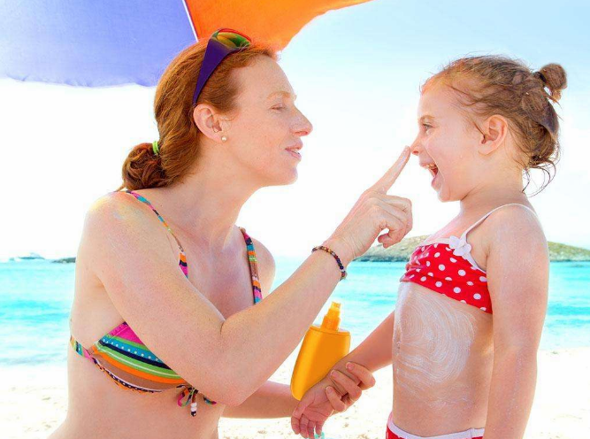 噴的抹的防曬防蚊用品哪種效果好 怎么選擇防曬和防蚊用品 