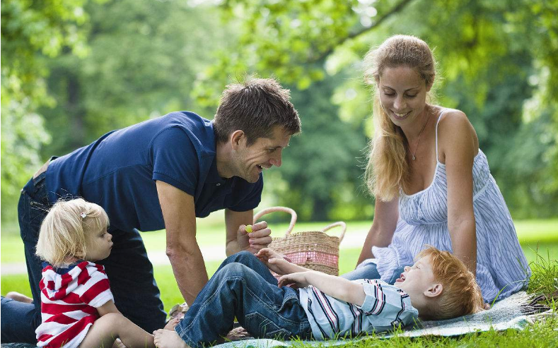 孩子們放暑假家長的心情說說 孩子暑假父母的感慨句子朋友圈