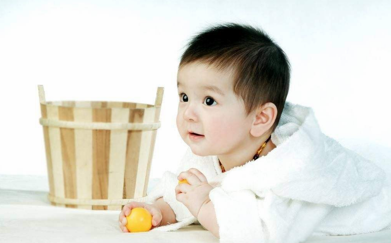 蚊子為什么喜歡咬嬰兒 寶寶被蚊子咬流汗怎么回事