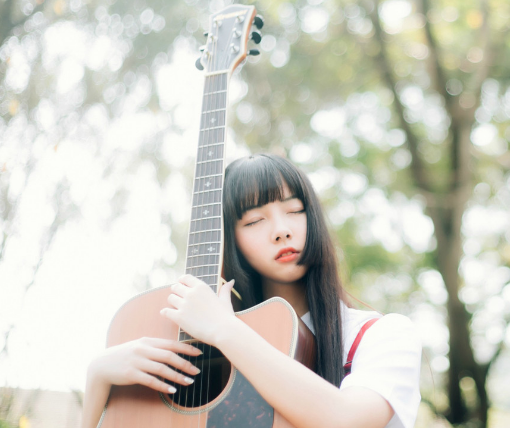 好熱怎么發朋友圈配文 天氣太熱了心情不好說說句子