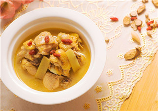 夏季坐月子怎么補充營養(yǎng) 天熱產(chǎn)后可以喝飲料嗎