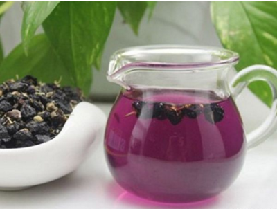 女人長期喝黑枸杞好嗎 女人喝黑枸杞有什么好處 女人長期喝黑枸杞好嗎 女人喝黑枸杞有什么好處