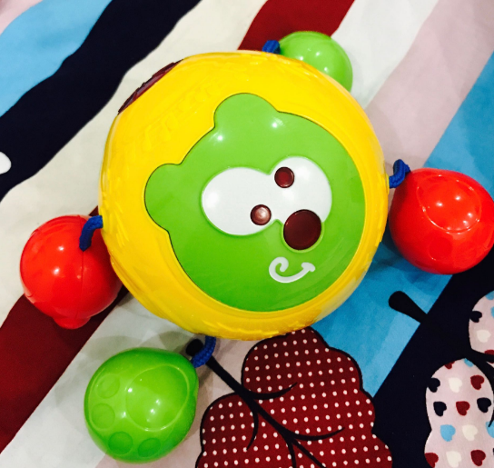 寶寶玩電動健身球怎么玩 嬰兒爬行健身球適合多大寶寶