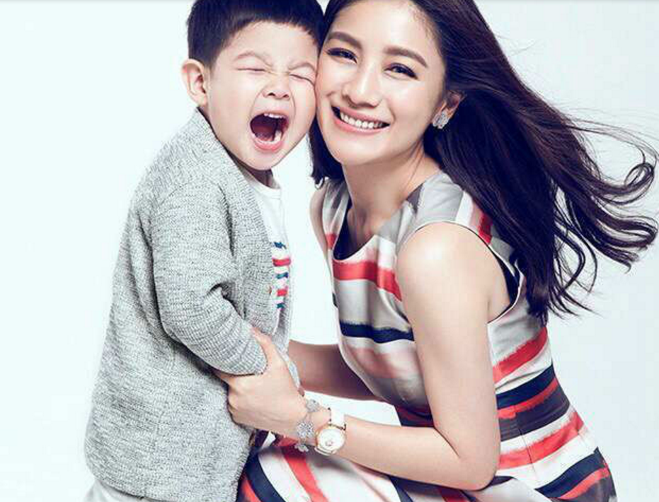 A2奶粉罰款十萬怎么回事 A2奶粉罰款和胡可及孩子有什么關系