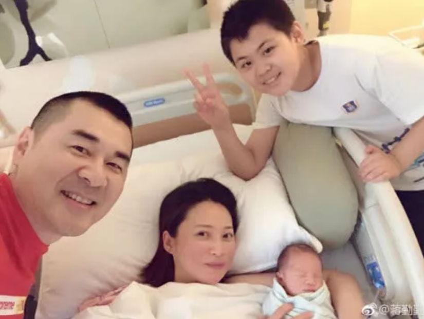 蔣勤勤月子餐吃什么 明星都是怎么吃月子餐 蔣勤勤月子餐吃什么 明星都是怎么吃月子餐