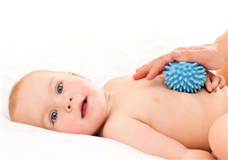 寶寶推拿哭怎么回事 給孩子按摩推拿需要注意什么