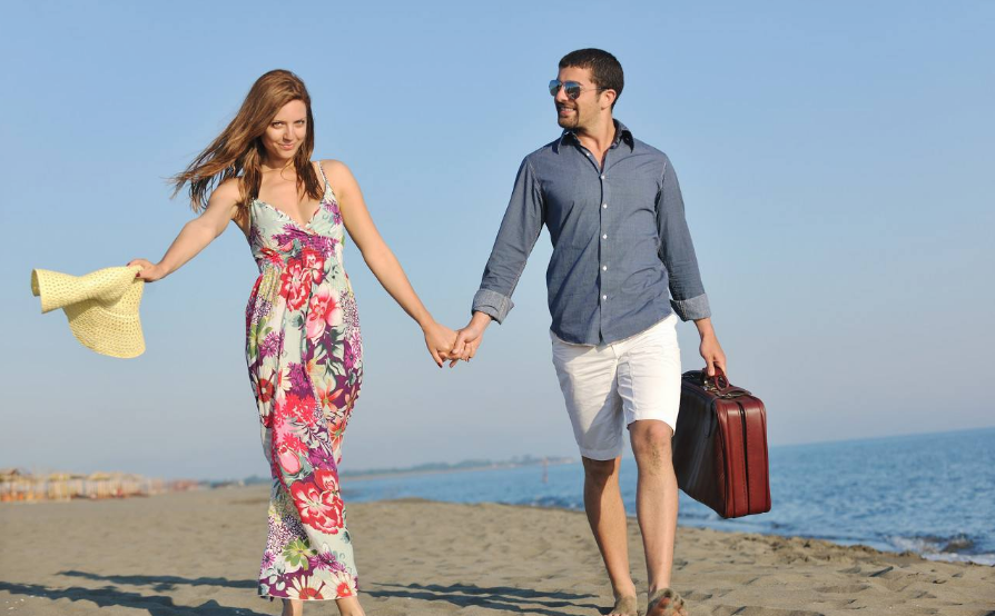 產后兩個月可以出國旅游嗎 產后多久才適合出國 產后兩個月可以出國旅游嗎 產后多久才適合出國