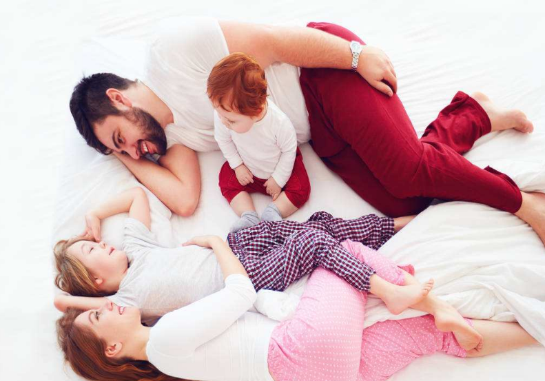 夏季晚上帶孩子心情說說 天氣熱帶孩子玩的句子朋友圈 夏季晚上帶孩子心情說說 天氣熱帶孩子玩的句子朋友圈