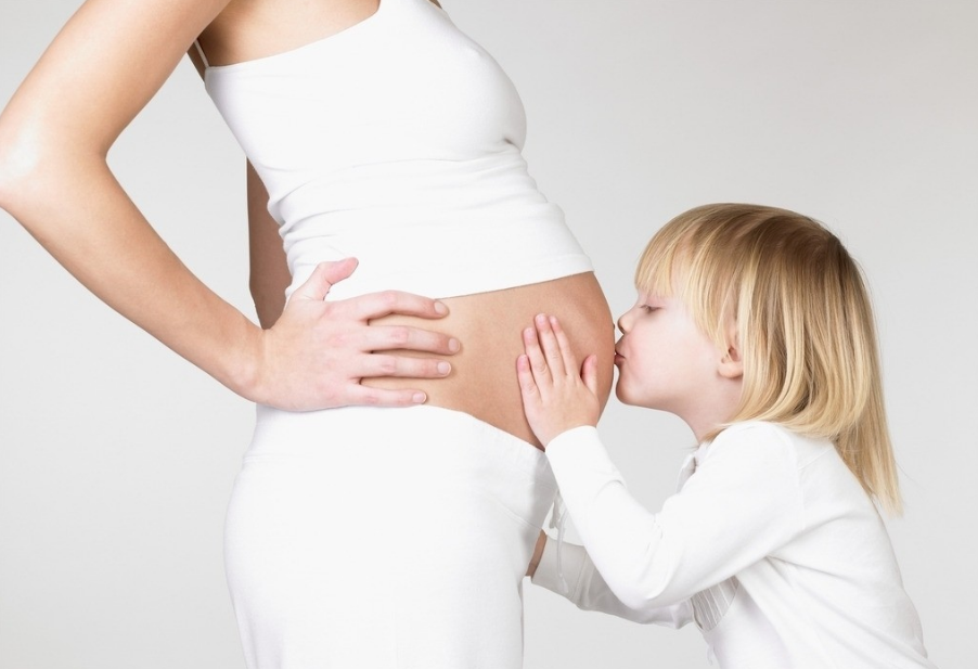 懷孕期間自己可以帶寶寶嗎 孕期能把孩子給長輩帶嗎 懷孕期間自己可以帶寶寶嗎 孕期能把孩子給長輩帶嗎