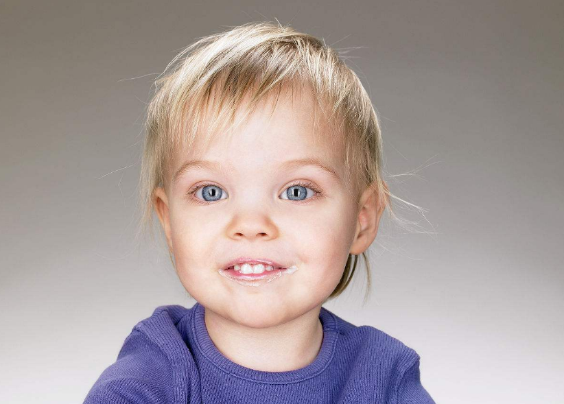 孩子不想開口喊人怎么做好 怎么以身作則讓孩子愿意喊人