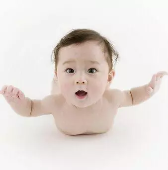 寶寶特別愛運動有什么影響 寶寶愛運動有什么好處 寶寶特別愛運動有什么影響 寶寶愛運動有什么好處