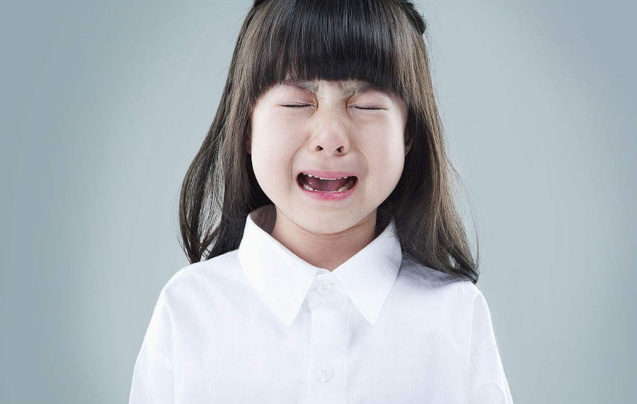 寶寶哭的特別厲害怎么不兇他 寶寶愛哭怎么做比較好