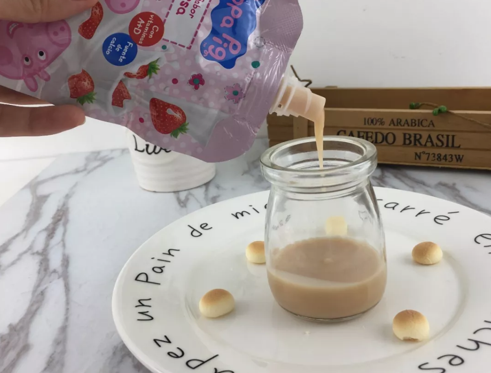 西班牙小豬佩奇酸奶口感怎么樣 西班牙小豬佩奇酸奶試吃心得 西班牙小豬佩奇酸奶口感怎么樣 西班牙小豬佩奇酸奶試吃心得