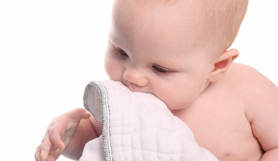 寶寶牙齒萌發期是什么時候 幼兒牙齒階段發育分析