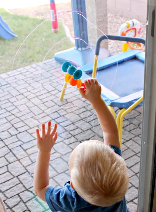 吸吸樂玩具創(chuàng)意玩法 如何讓吸吸樂玩具吸引孩子