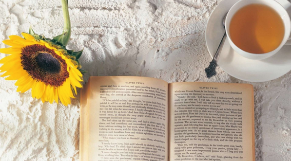 2018八月請善待我的說說句子 八月請對我好一點(diǎn)的圖片心情短語