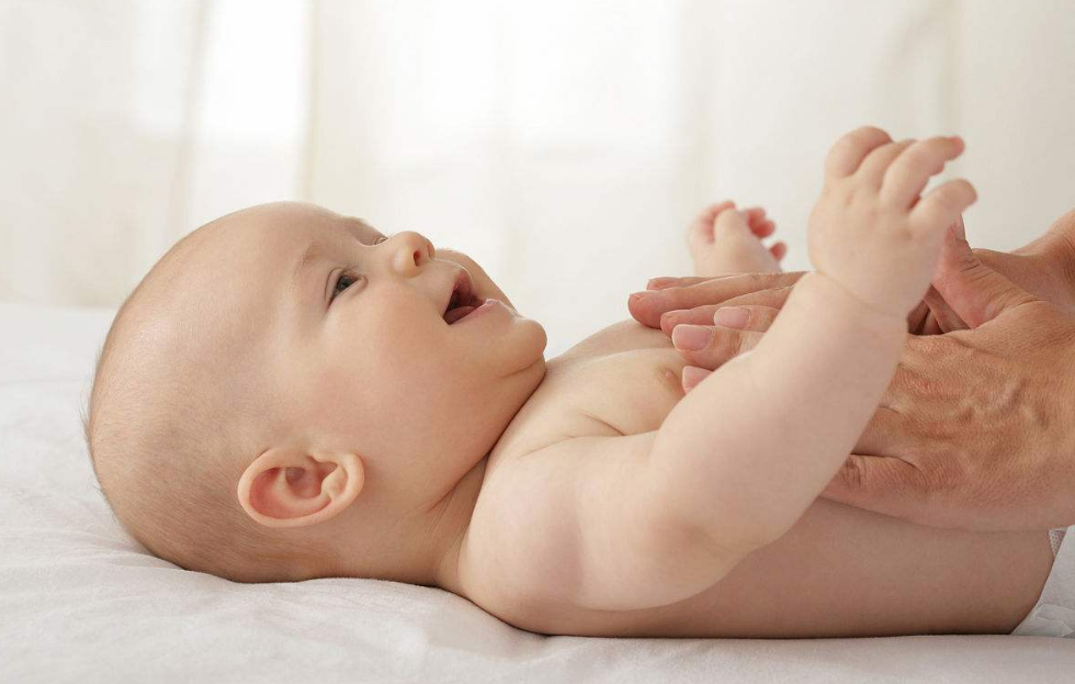 什么時候給寶寶按摩推拿最好 嬰幼兒按摩推拿手法有哪些 什么時候給寶寶按摩推拿最好 嬰幼兒按摩推拿手法有哪些