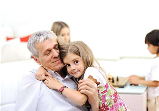 如何解決隔代教育問(wèn)題 隔代教育都有哪些好處和壞處