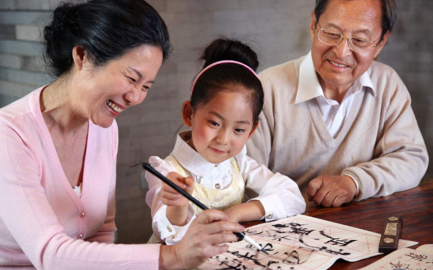 如何解決隔代教育問(wèn)題 隔代教育都有哪些好處和壞處