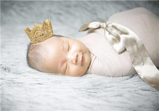 寶寶滿月了怎么發說說 寶寶滿月經典的說說句子短語