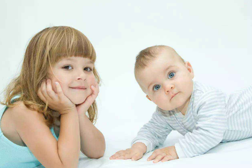 孩子發泄情緒時怎么正確疏導 如何幫助孩子認識自己的情緒