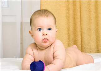 適合0到3個月寶寶的親子游戲有哪些 3個月前寶寶可以玩哪些游戲