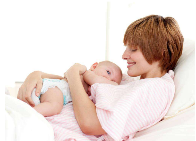 母乳對寶寶來說有什么好處 為什么都在提倡喂母乳 母乳對寶寶來說有什么好處 為什么都在提倡喂母乳