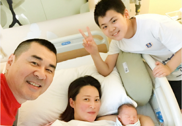 陳建斌寫詩慶祝小兒子滿月怎么回事 陳建斌寫了什么詩 陳建斌寫詩慶祝小兒子滿月怎么回事 陳建斌寫了什么詩