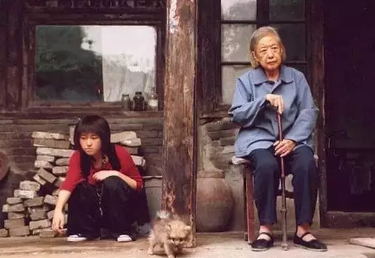 爺爺奶奶能代替父母對孩子的愛嗎 孩子給爺爺奶奶帶有哪些問題