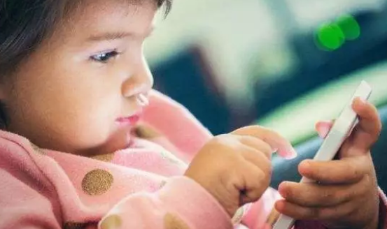 寶寶什么都懂但是不愛說話怎么辦 寶寶不愛說話是性格原因嗎 寶寶什么都懂但是不愛說話怎么辦 寶寶不愛說話是性格原因嗎