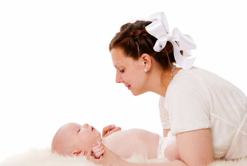 怎么給嬰兒穴位按摩舒緩不適 如何強健寶寶體質 怎么給嬰兒穴位按摩舒緩不適 如何強健寶寶體質