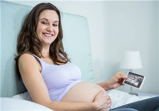 雙胞胎與單胎分娩有哪些不同 雙胞胎早孕與什么有關 雙胞胎與單胎分娩有哪些不同 雙胞胎早孕與什么有關