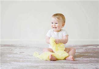 狗年八月份出生缺金的男孩怎么取名 2018八月份出生缺金的男寶寶如何起名