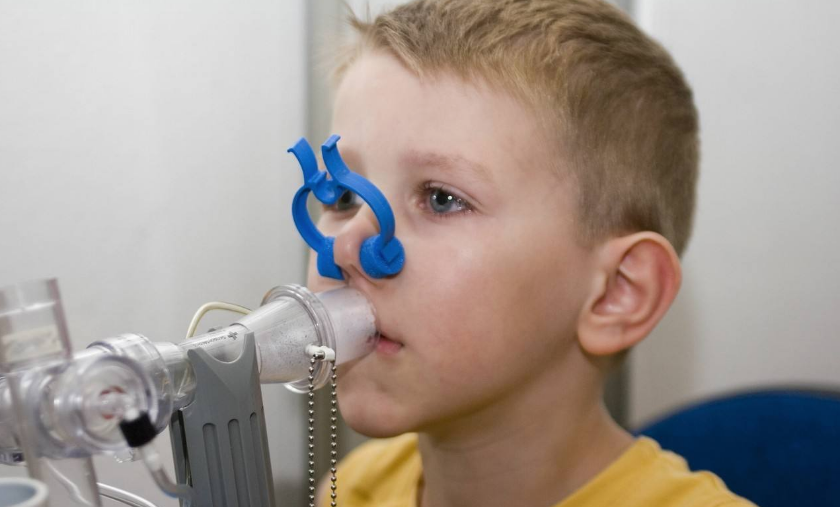 為什么寶寶鼻子過敏常干瘦長不高 如何治療孩子過敏性鼻炎