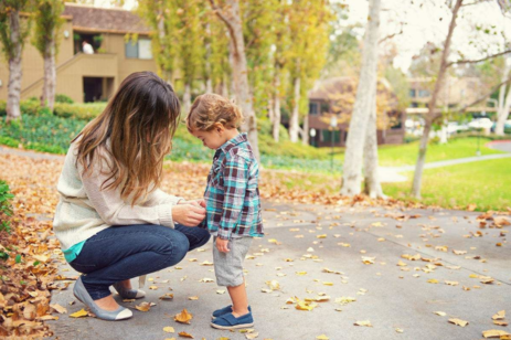 產(chǎn)后脫發(fā)嚴重怎么辦 怎么改善產(chǎn)后脫發(fā)