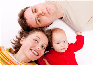 有孩子天天晚上睡不好的心情說說 照顧寶寶就沒睡過一個好覺的感慨句子