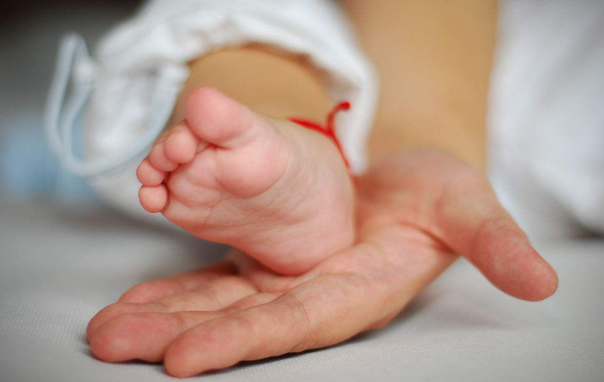 四個月寶寶怎么跟他互動 和寶寶玩做什么好