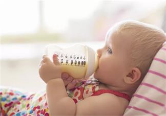 新手如何選擇寶寶吃的奶粉 第一次買奶粉怎么看