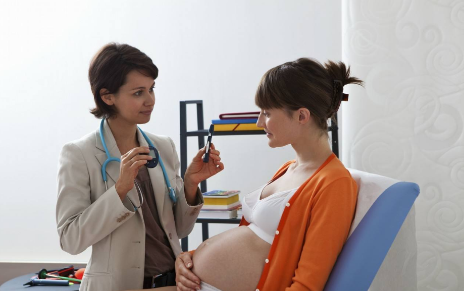 孕期如何分辨過敏和秋季瘙癢 孕期搔癢性蕁麻疹樣丘疹及斑塊怎么護(hù)理