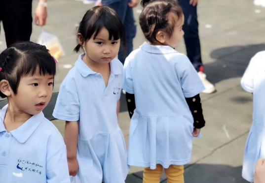 孩子第一次上幼兒園說說朋友圈 寶寶第一次上幼兒園媽媽的感慨 孩子第一次上幼兒園說說朋友圈 寶寶第一次上幼兒園媽媽的感慨