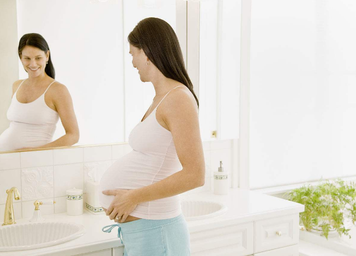 懷孕初期感染天皰瘡怎么治療 怎么會(huì)引起天皰瘡皰疹